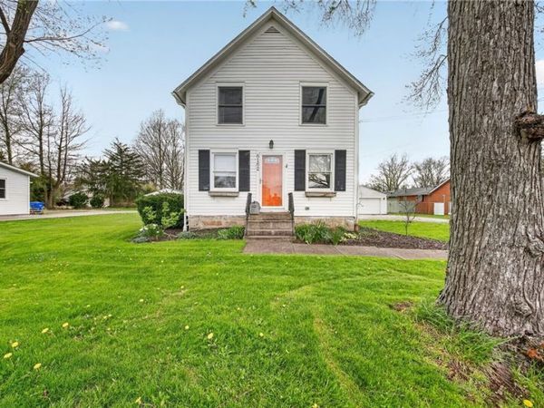 6162 Engle Road, Brook Park, OH 44142