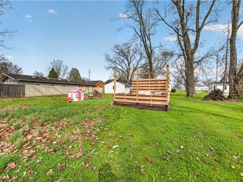 6162 Engle Road, Brook Park, OH 44142 Photo 32