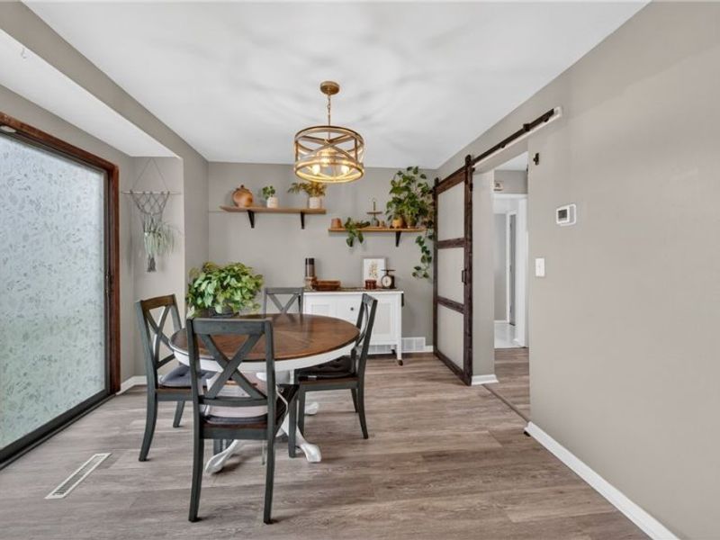 6162 Engle Road, Brook Park, OH 44142 Photo 7