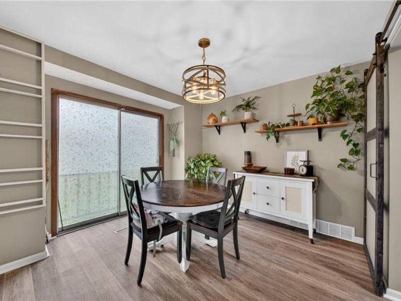 6162 Engle Road, Brook Park, OH 44142 Photo 8