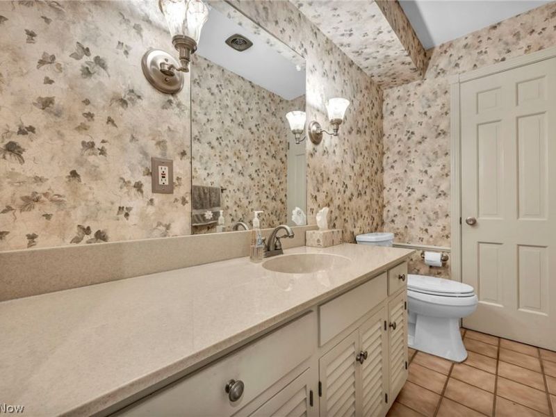 23066 Stoneybrook Drive, North Olmsted, OH 44070 Photo 38