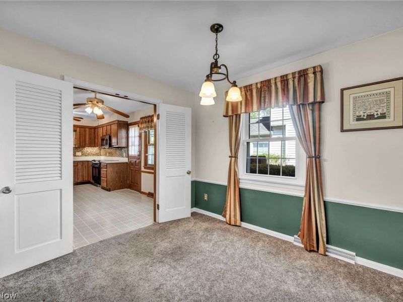 23066 Stoneybrook Drive, North Olmsted, OH 44070 Photo 8