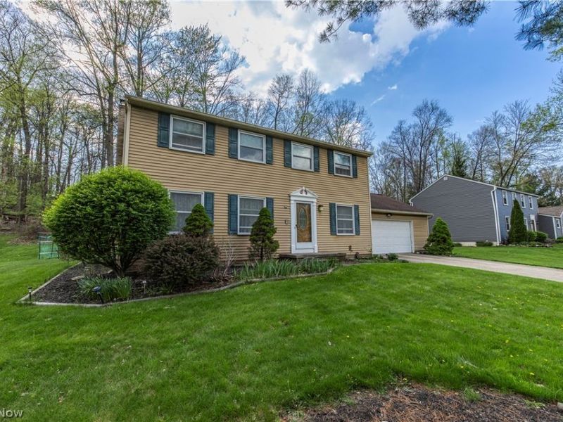 8732 Melody Lane, Macedonia, OH 44056 Photo 2