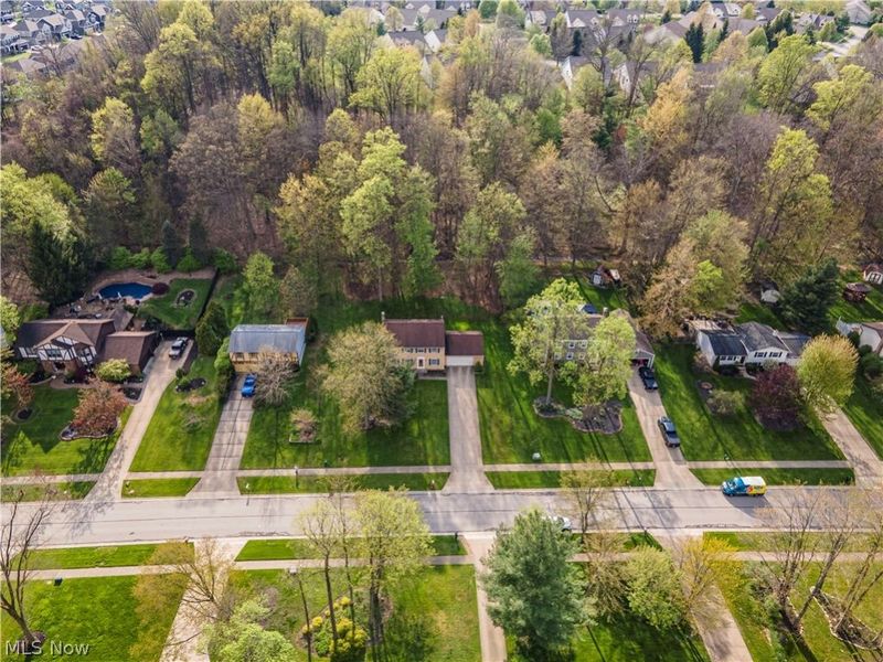 8732 Melody Lane, Macedonia, OH 44056 Photo 8