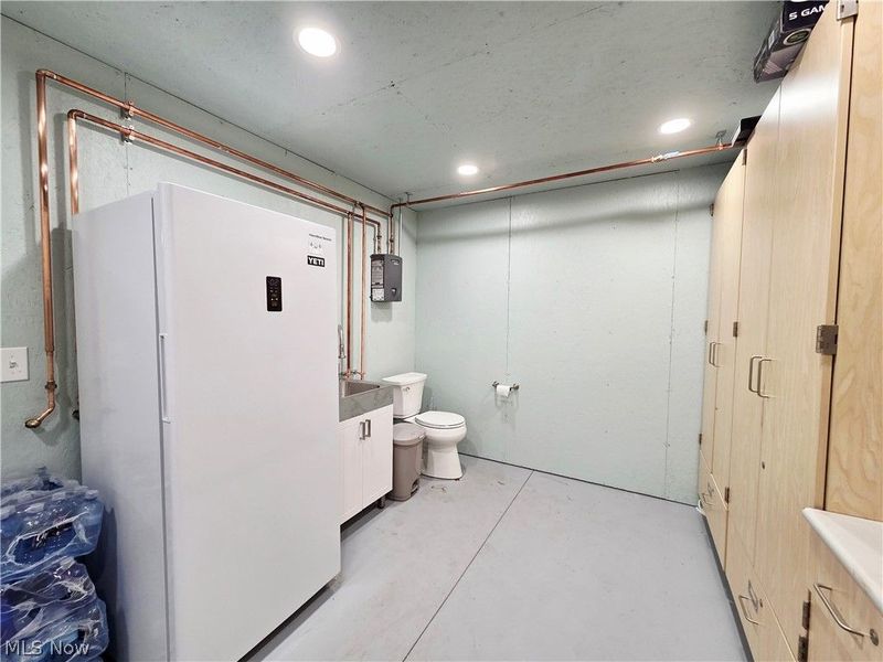 5869 Oberlin Road, Amherst, OH 44001 Photo 13