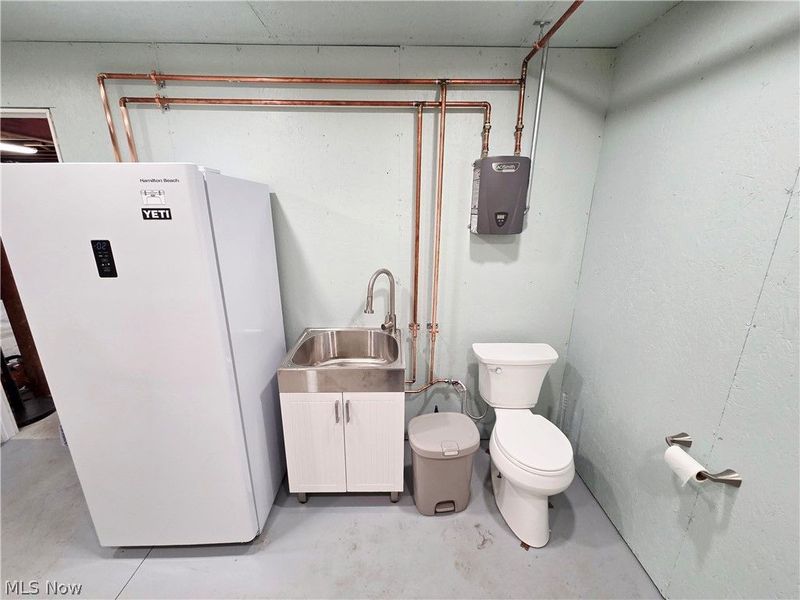 5869 Oberlin Road, Amherst, OH 44001 Photo 14