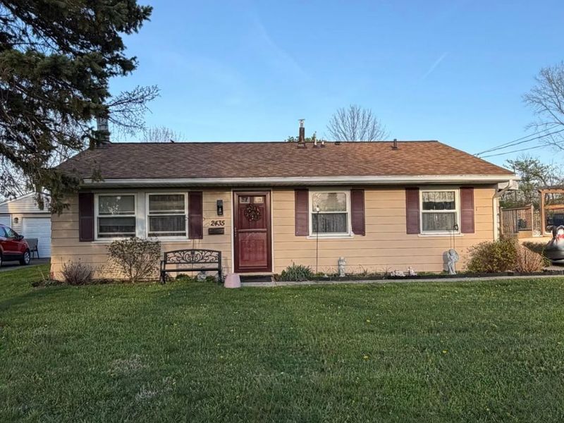 Lorain, OH 44053 Photo 1