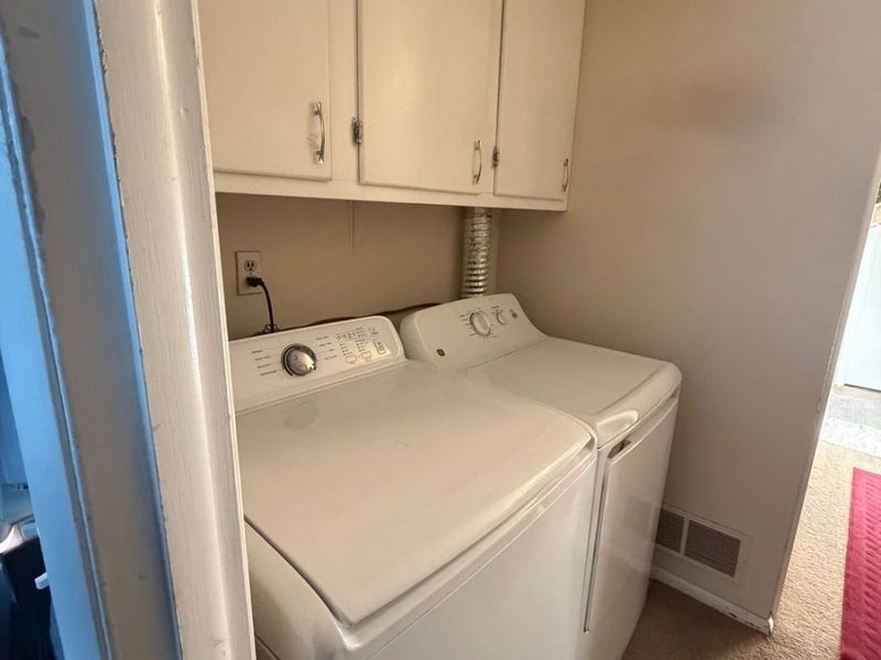 Lorain, OH 44053 Photo 16