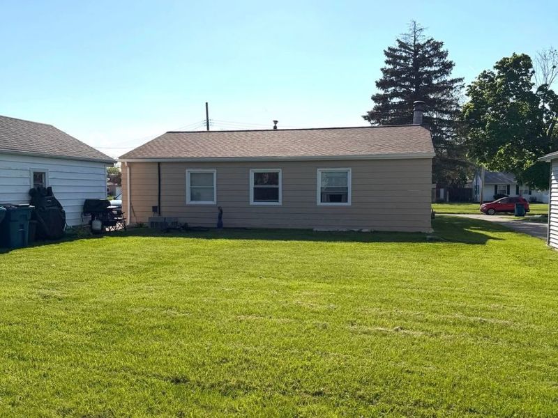 Lorain, OH 44053 Photo 19