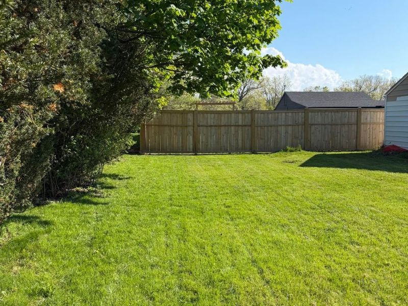 Lorain, OH 44053 Photo 21