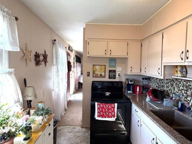 Lorain, OH 44053 Photo 5