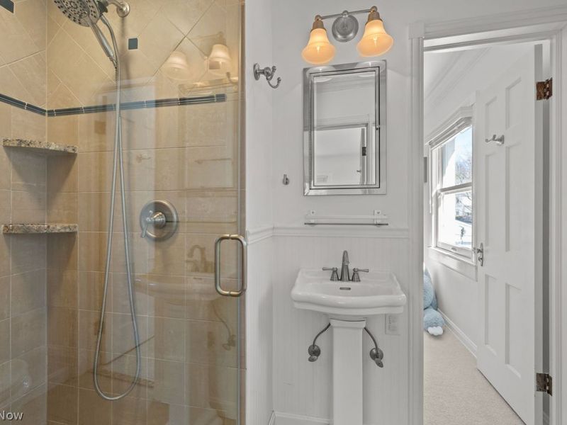 2371 Lalemant Road, University Heights, OH 44118 Photo 25