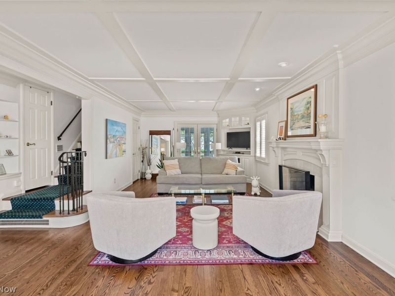 2371 Lalemant Road, University Heights, OH 44118 Photo 3