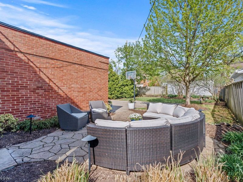 2371 Lalemant Road, University Heights, OH 44118 Photo 37