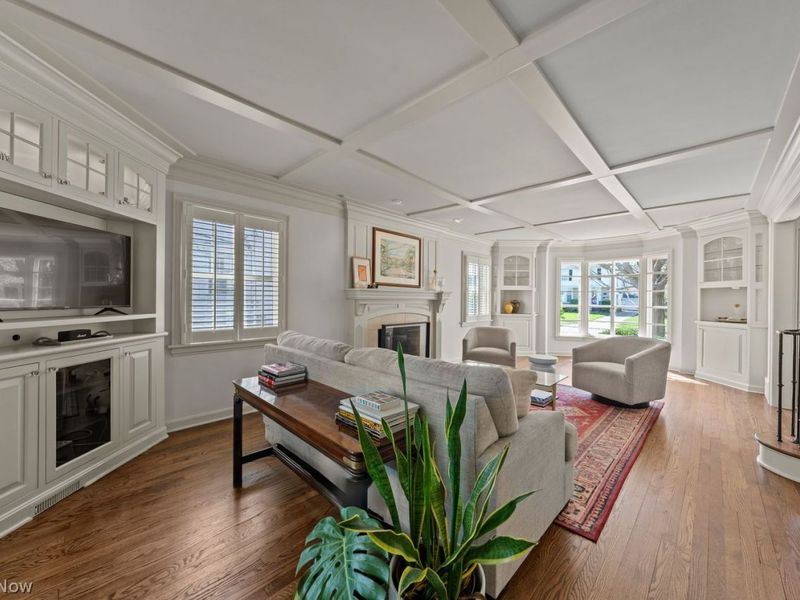 2371 Lalemant Road, University Heights, OH 44118 Photo 6