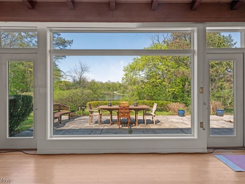 16201 Parkland Drive, Shaker Heights, OH 44120 Photo 10