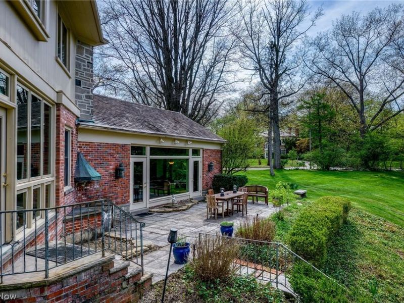 16201 Parkland Drive, Shaker Heights, OH 44120 Photo 12