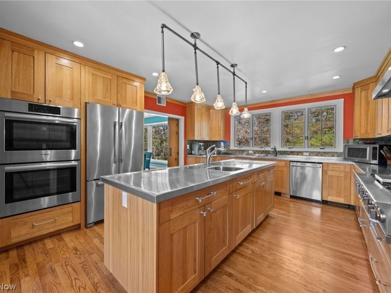 16201 Parkland Drive, Shaker Heights, OH 44120 Photo 22