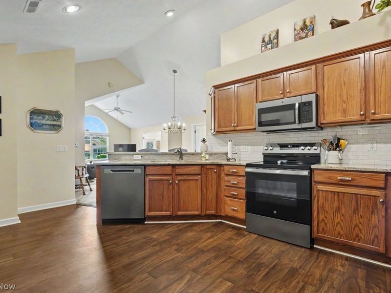 1413 Newman Drive, Brunswick, OH 44212 Photo 6