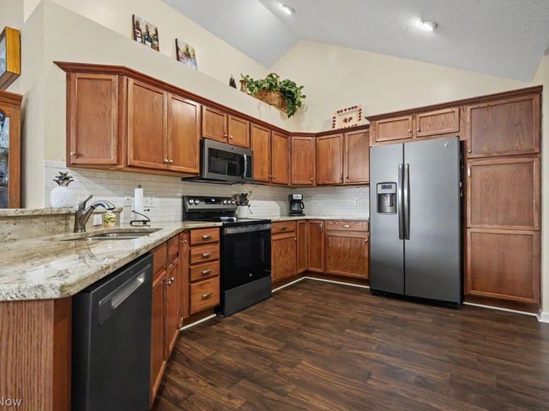 1413 Newman Drive, Brunswick, OH 44212 Photo 7