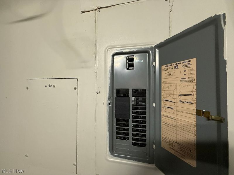 138 Valley Forge Circle, Elyria, OH 44035 Photo 19