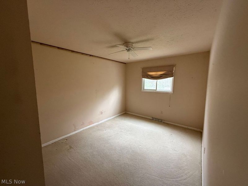 138 Valley Forge Circle, Elyria, OH 44035 Photo 24