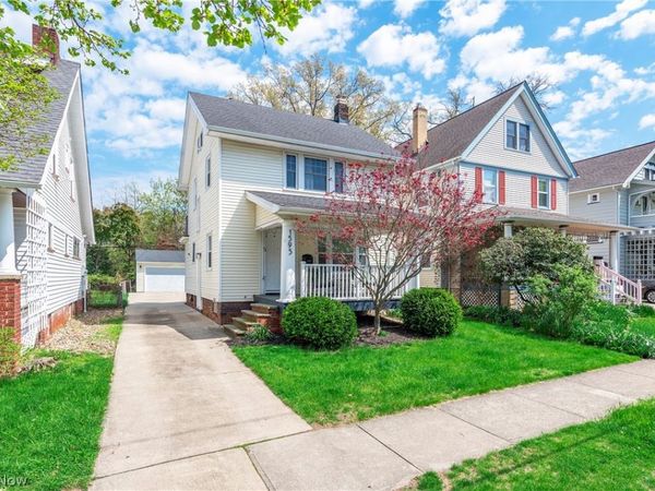 1595 Lakeland Avenue , Lakewood, OH 44107