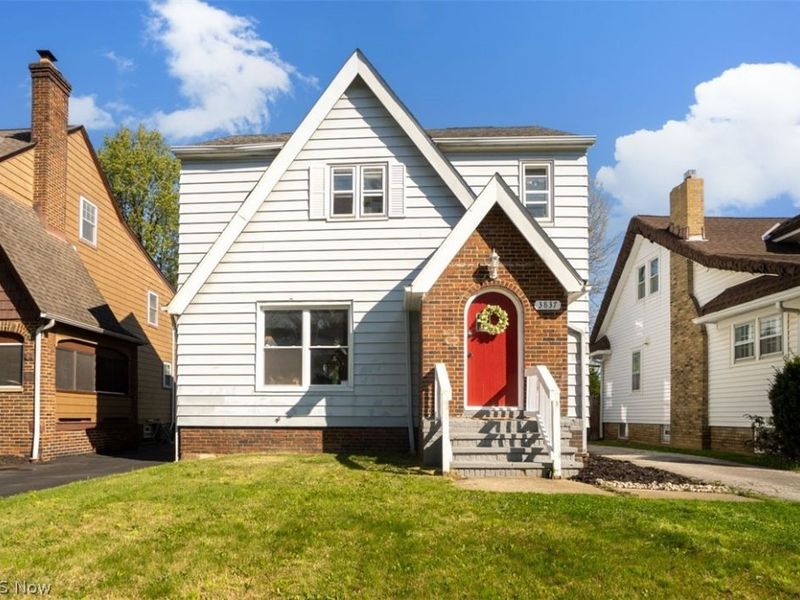 3837 Woodridge Road, Cleveland Heights, OH 44121 Photo 1
