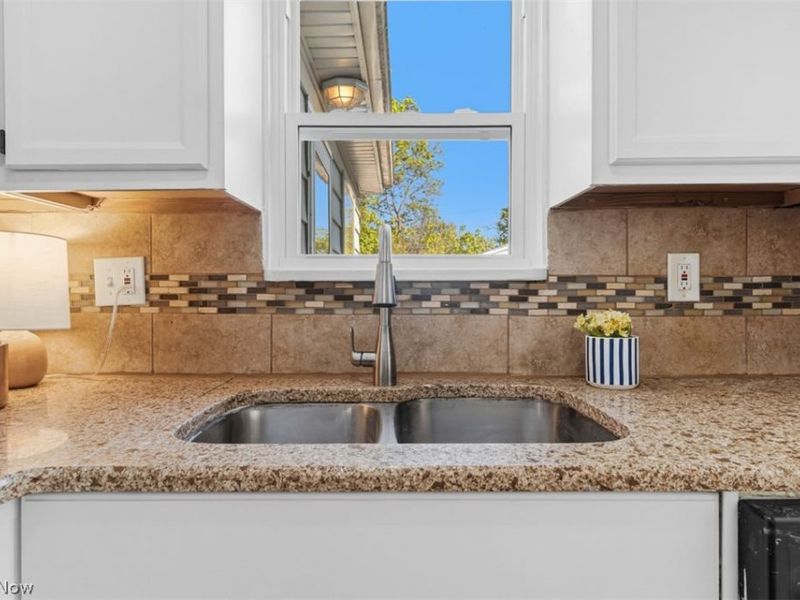 3837 Woodridge Road, Cleveland Heights, OH 44121 Photo 16