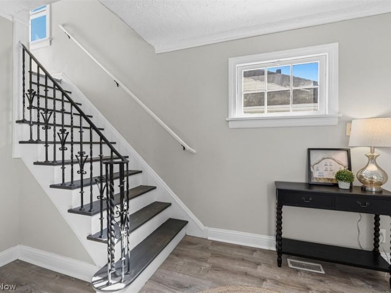 3837 Woodridge Road, Cleveland Heights, OH 44121 Photo 17