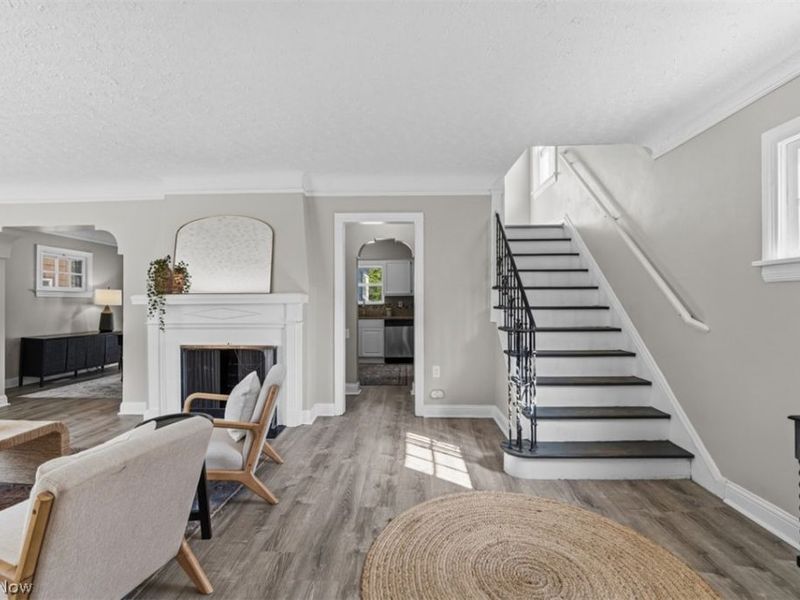 3837 Woodridge Road, Cleveland Heights, OH 44121 Photo 4