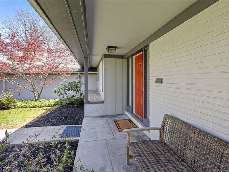 22350 Shaker Boulevard, Shaker Heights, OH 44122 Photo 2