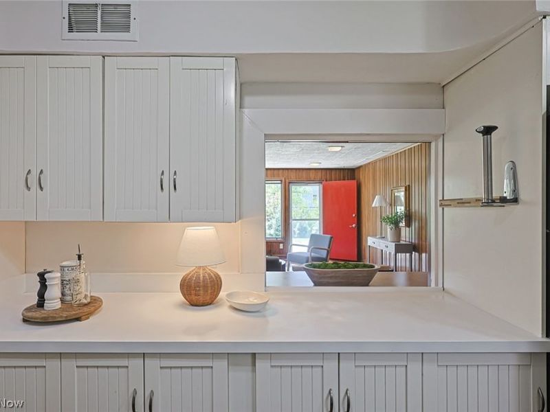 22350 Shaker Boulevard, Shaker Heights, OH 44122 Photo 22