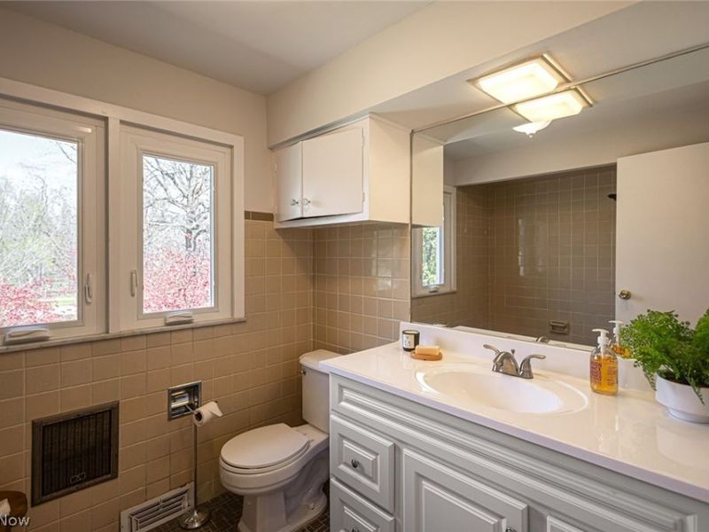 22350 Shaker Boulevard, Shaker Heights, OH 44122 Photo 35