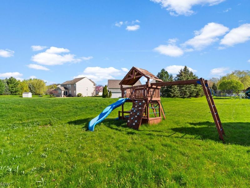 817 Horseshoe Way, Avon Lake, OH 44012 Photo 35