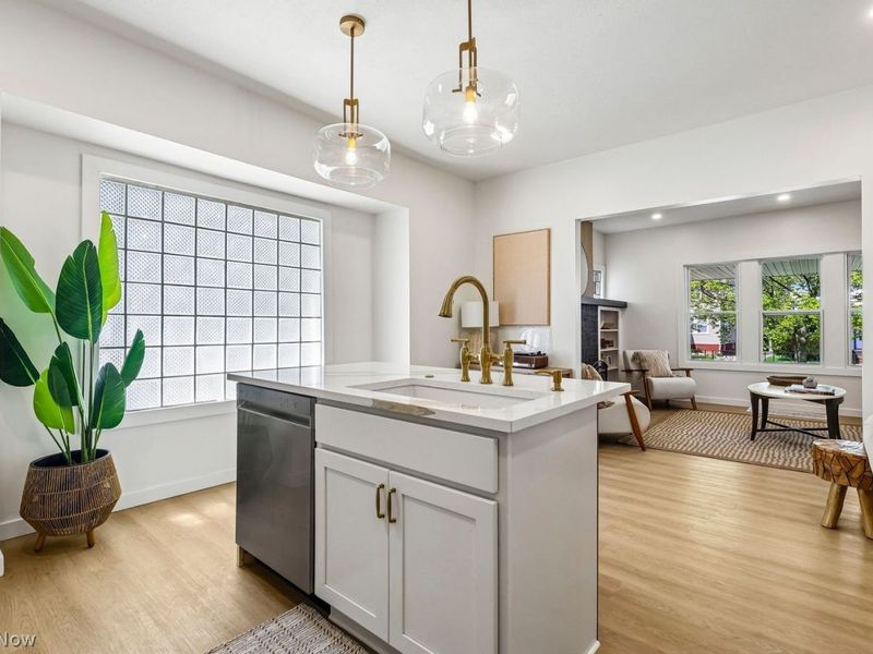 1045 Nela View Road, Cleveland Heights, OH 44112 Photo 13