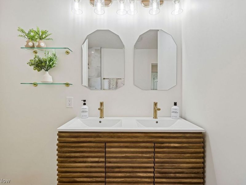 1045 Nela View Road, Cleveland Heights, OH 44112 Photo 19