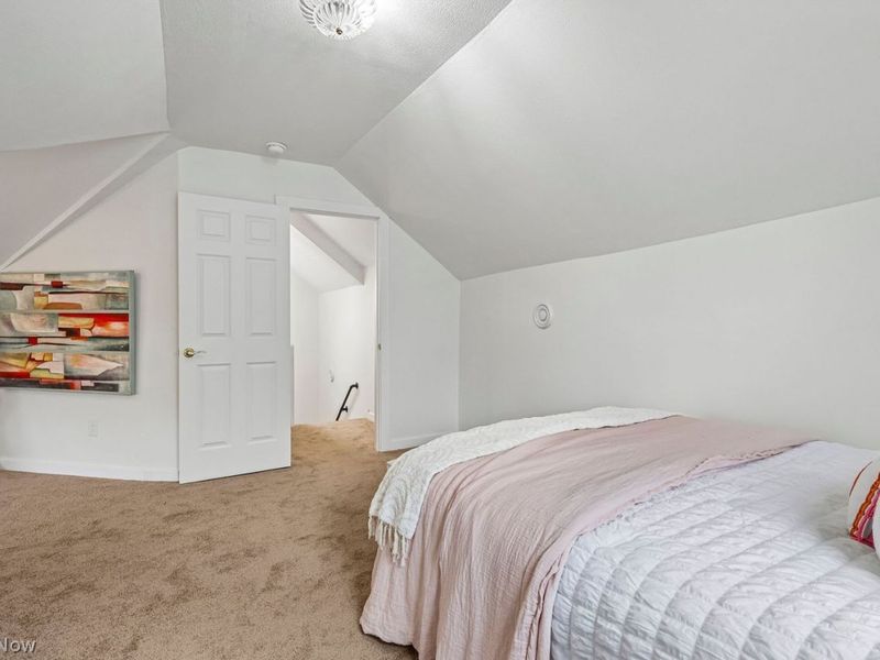 1045 Nela View Road, Cleveland Heights, OH 44112 Photo 21