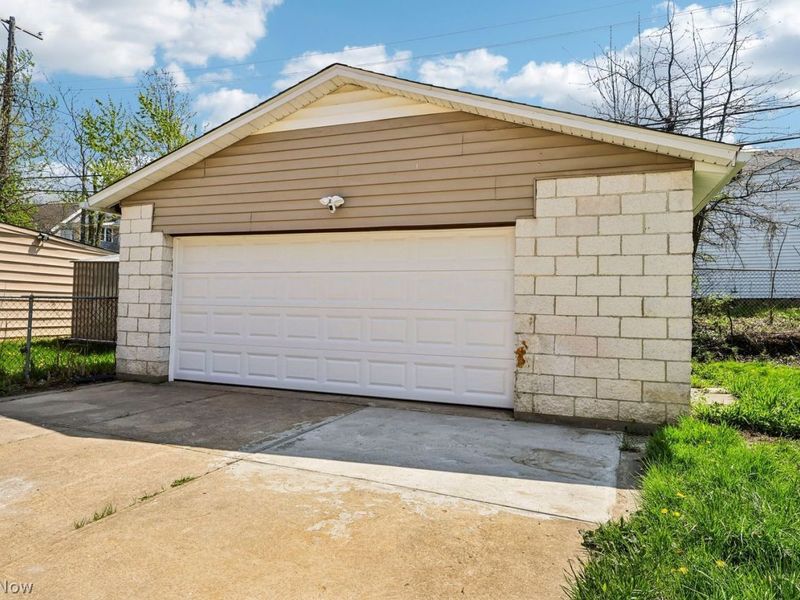 1045 Nela View Road, Cleveland Heights, OH 44112 Photo 39