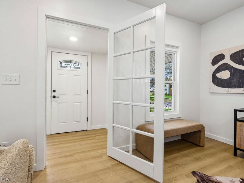 1045 Nela View Road, Cleveland Heights, OH 44112 Photo 5