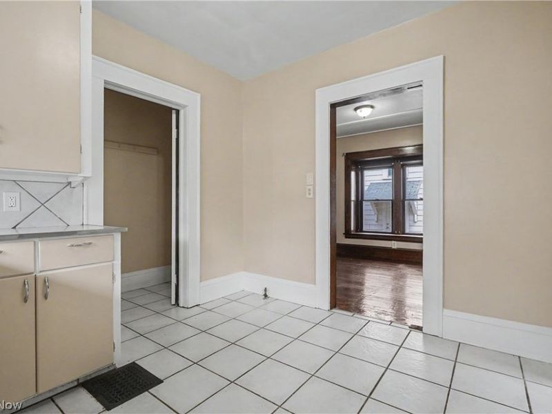 793 Thayer Street, Akron, OH 44310 Photo 10