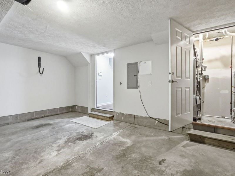 1268 W 74th Street, Cleveland, OH 44102 Photo 38