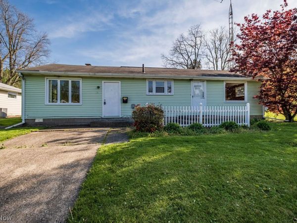 North Canton, OH 44720