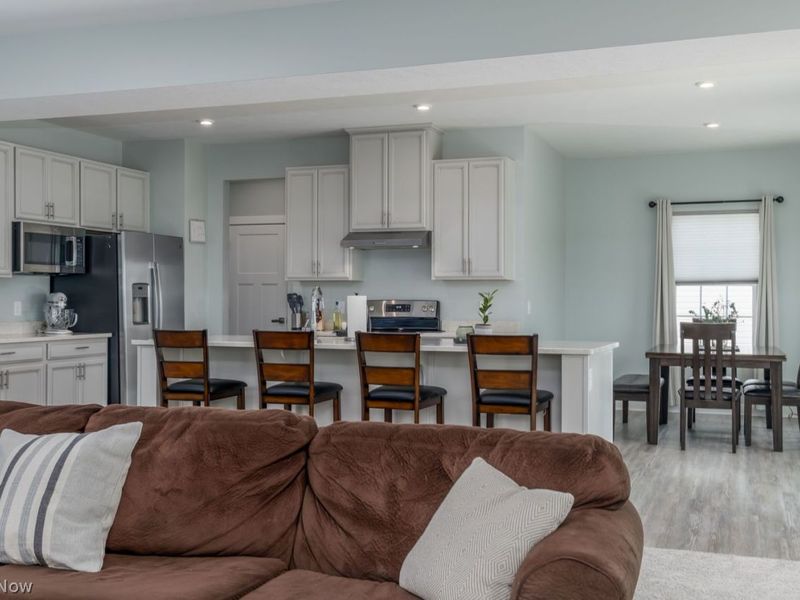 7906 Cobbler Avenue NE, Canton, OH 44721 Photo 12