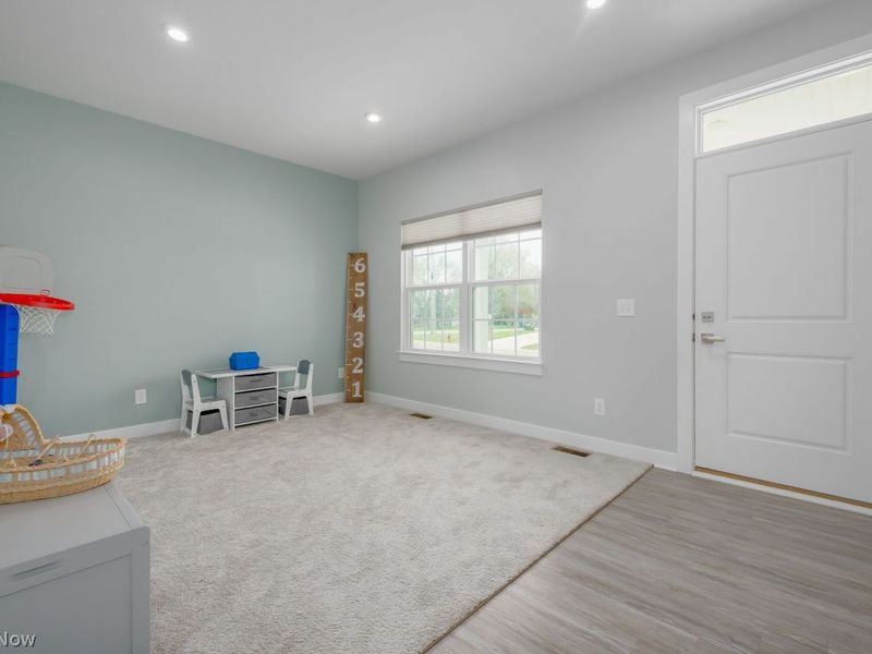 7906 Cobbler Avenue NE, Canton, OH 44721 Photo 3