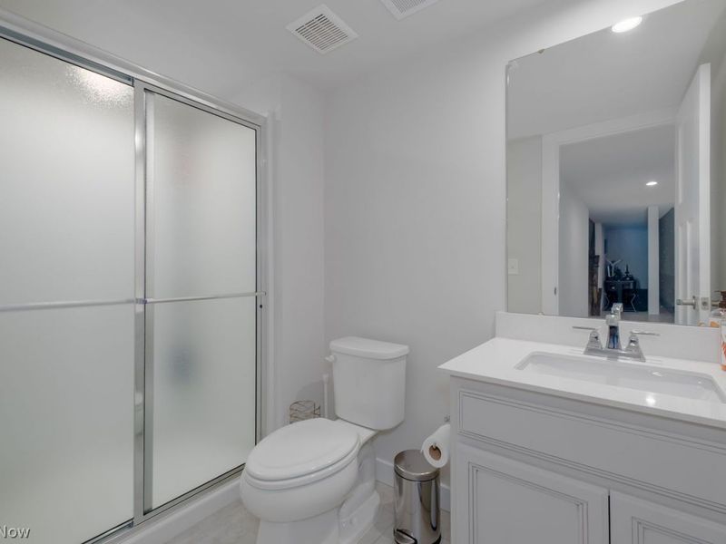 7906 Cobbler Avenue NE, Canton, OH 44721 Photo 32