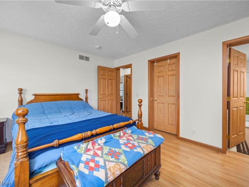 2327 Stonepath Street, Lorain, OH 44052 Photo 16