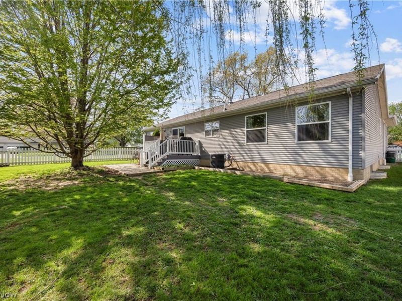 2327 Stonepath Street, Lorain, OH 44052 Photo 38