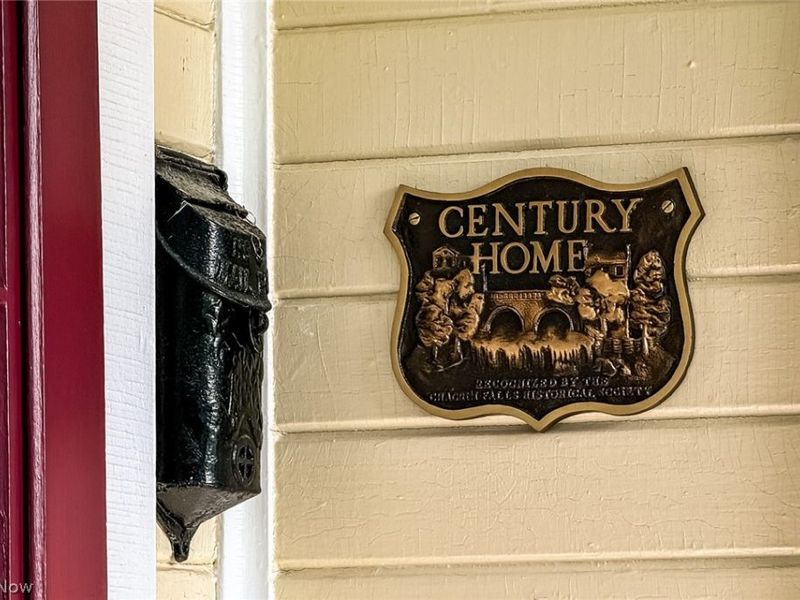 177 S Main Street, Chagrin Falls, OH 44022 Photo 8