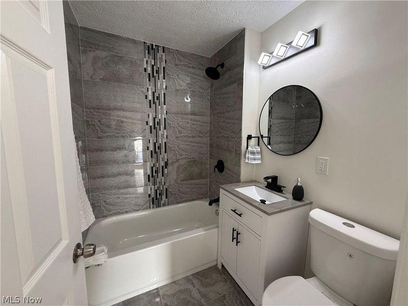 9911 Gambier Avenue, Cleveland, OH 44102 Photo 13